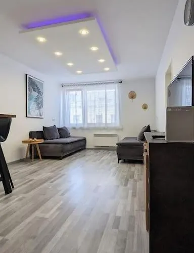 Apartment Cozy Renovated Close To Schoenbrunn Palace